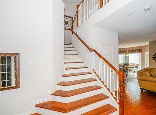 Building Photo - 8013 Peony Ct