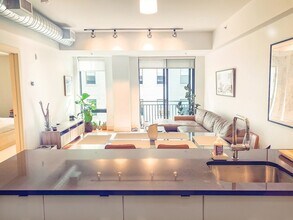 Building Photo - 257 Northampton St