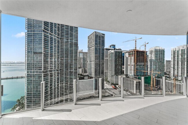 Building Photo - 300 Biscayne Blvd Way