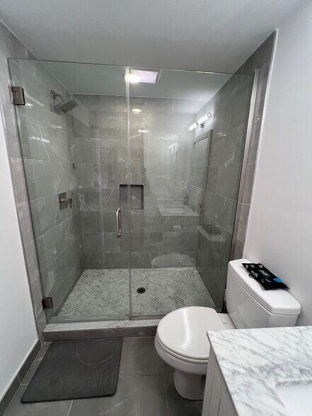 Building Photo - 753 N 20th St