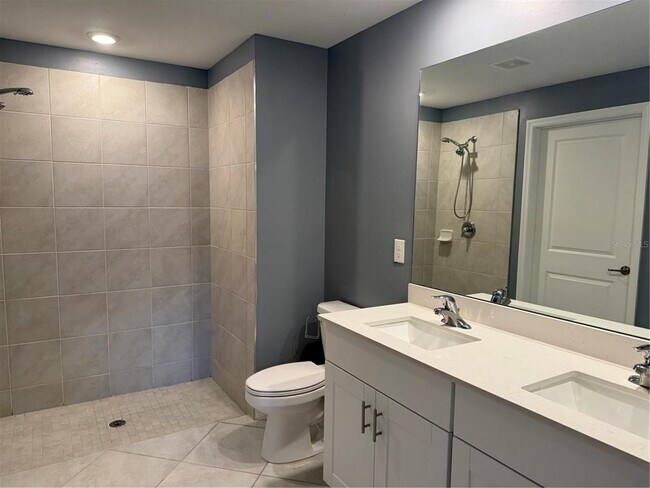 Building Photo - 1263 Somerset St