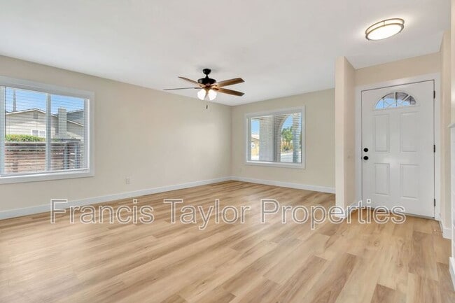 Building Photo - 568 Larchwood Dr