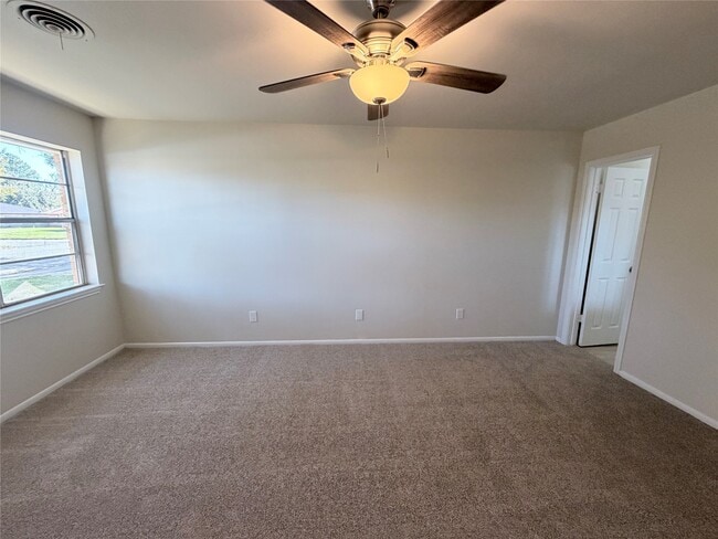 Building Photo - 3616 Willowick Dr