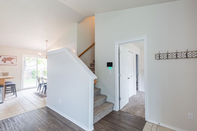 Building Photo - Just listed home for rent!
