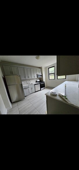 Building Photo - 228 Saint Marks Pl