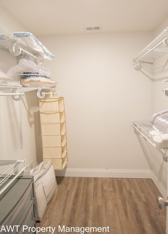 Building Photo - Long Term, Fully Furnished Rental in the H...