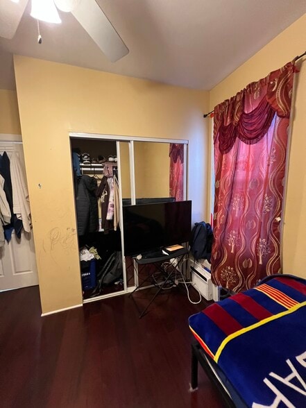 Building Photo - 193 Chatham St