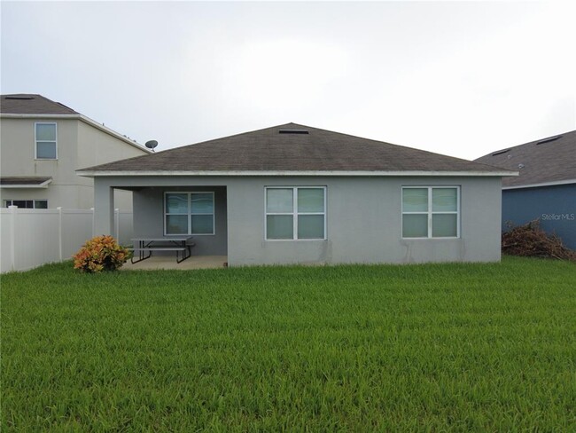 Building Photo - 1899 Green Dragon Dr