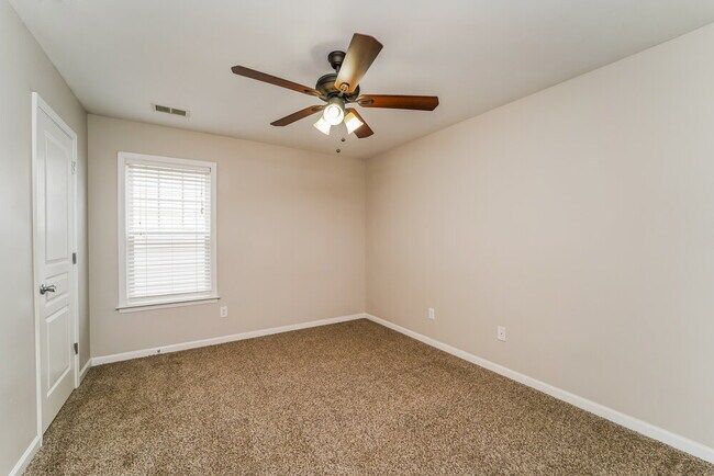 Building Photo - 9107 Cinder Ln