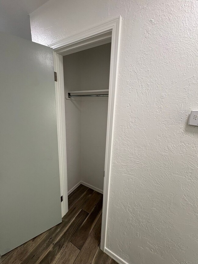 Building Photo - Charming 2BR Brick House in Wanette