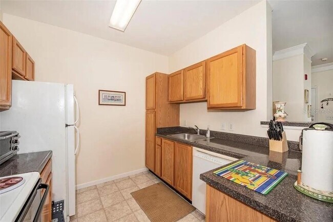 Building Photo - 4802 51st St W