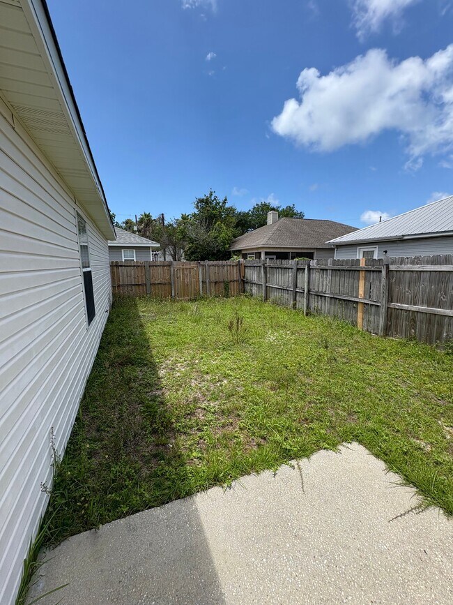 Building Photo - 953 Southern Oaks Ct