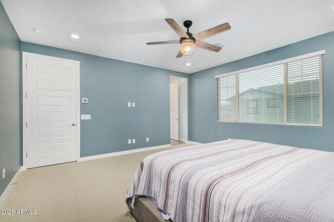 Building Photo - 1171 E Armstrong Wy