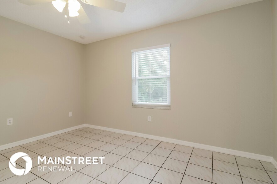 Building Photo - 1510 Bavon Dr