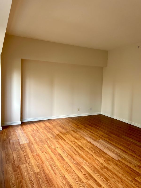 Building Photo - 10445 Wilshire Blvd