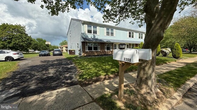 Building Photo - 3300 Johns Ct