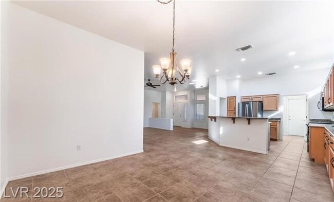 Building Photo - Darling home in Sun City Summerlin featuring 2 bedrooms plus a den!