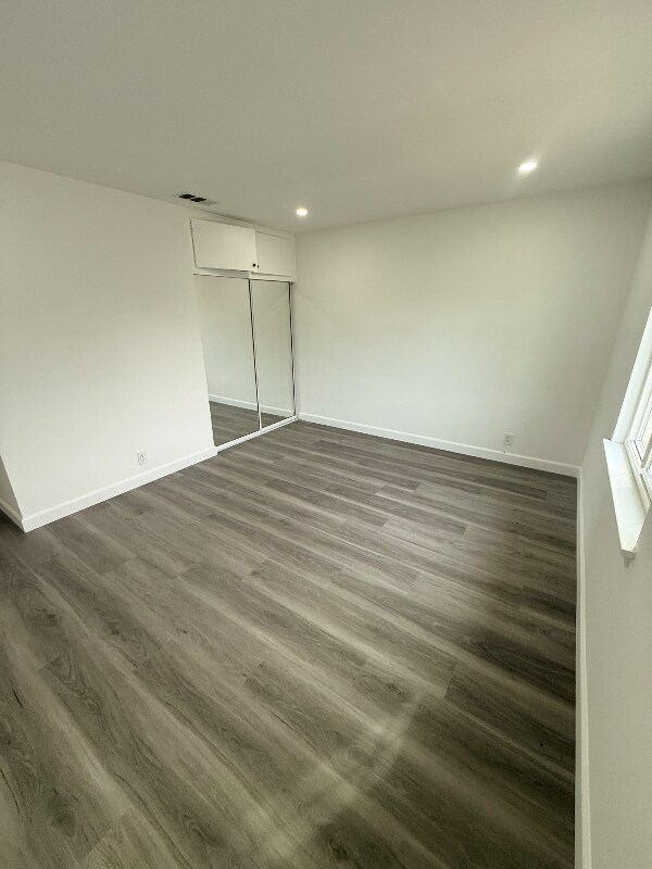 Building Photo - 9136 Clancey Ave