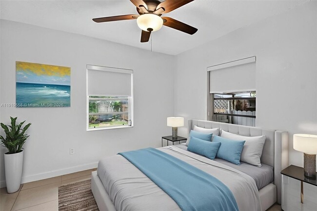 Building Photo - 2744 SW 23rd Terrace