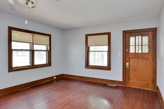 Building Photo - 2300 Avenue F