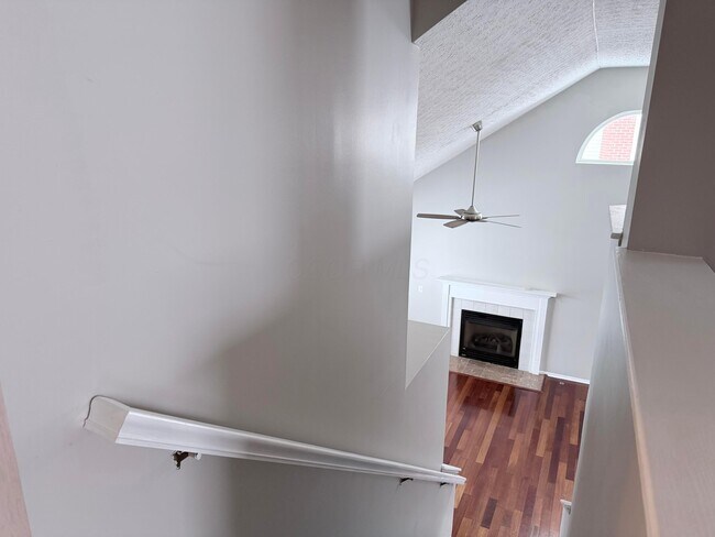 Building Photo - 9135 Windy Creek Dr