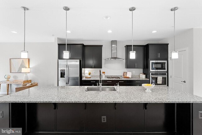 Building Photo - 43372 Whitehead Ter
