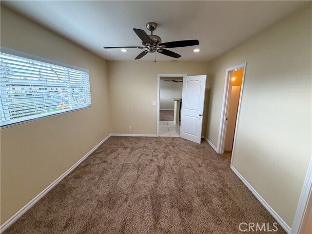 Building Photo - 2227 E Westport Dr