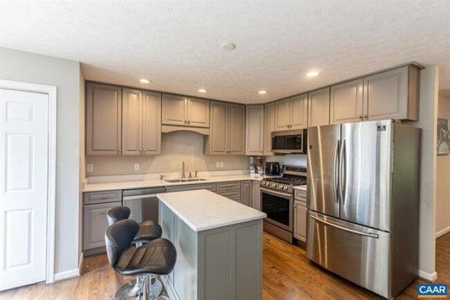 Building Photo - 15 Collinswood Wy