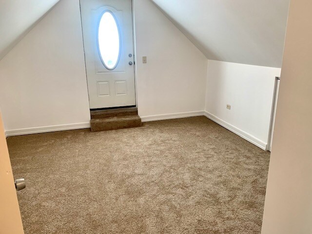 Building Photo - 3002 S Homan Ave