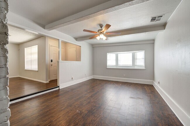 Building Photo - Corner-Lot Charmer Near Tinker AFB | Solar...