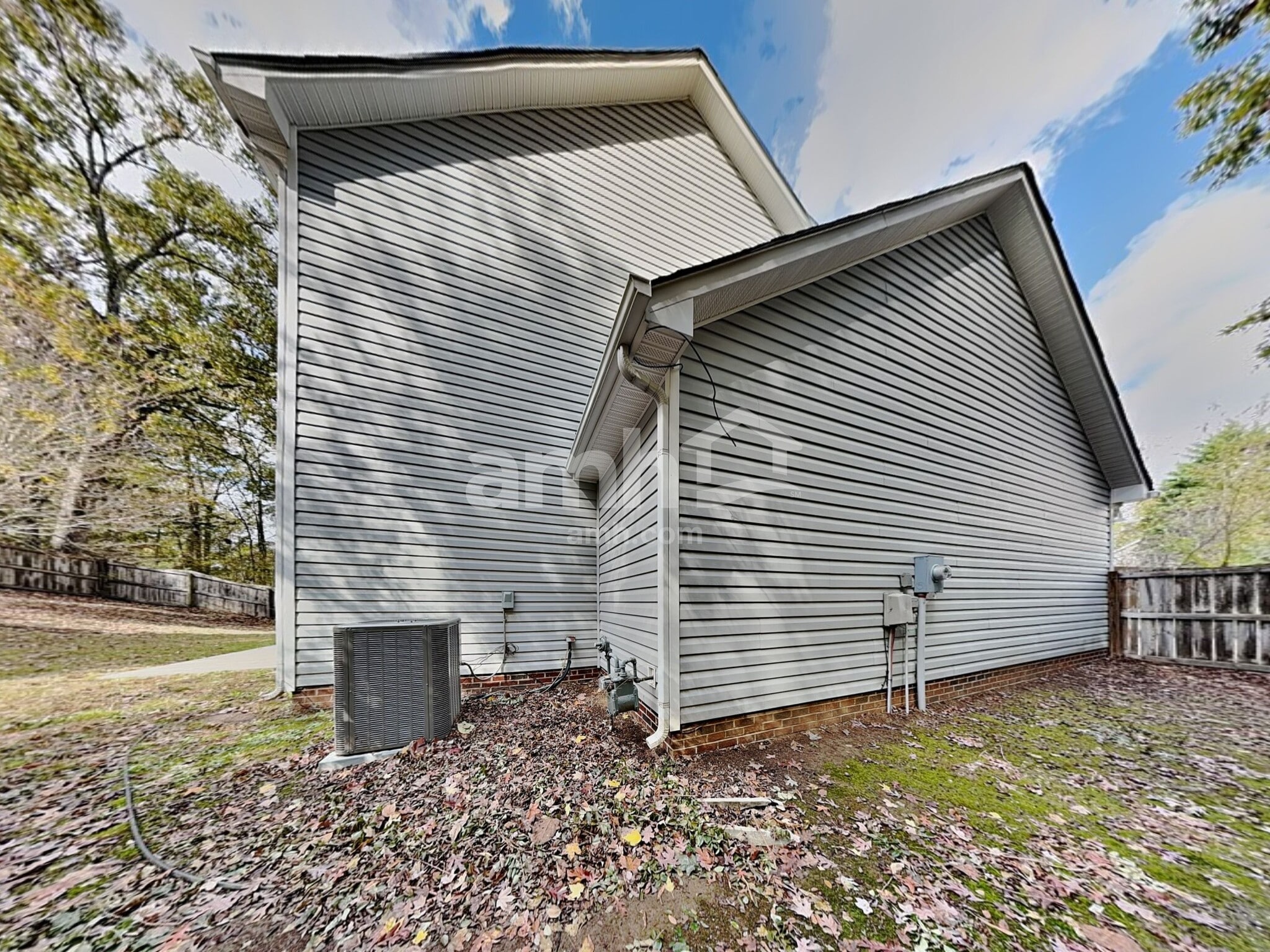 Building Photo - 12424 Winget Rd