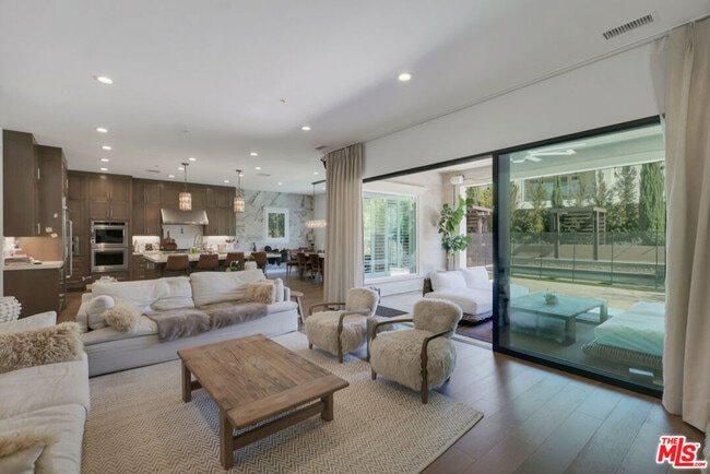 Building Photo - 20559 Wood Rose Ct