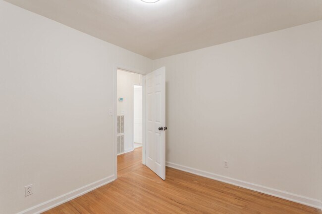 Building Photo - Single Level 3 Bedroom Home in East Ridge!