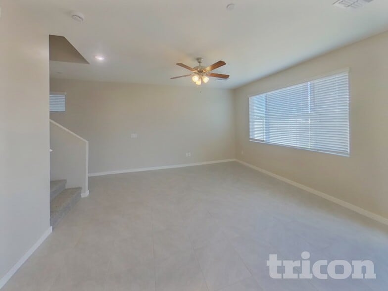 Building Photo - 4551 E Gary St