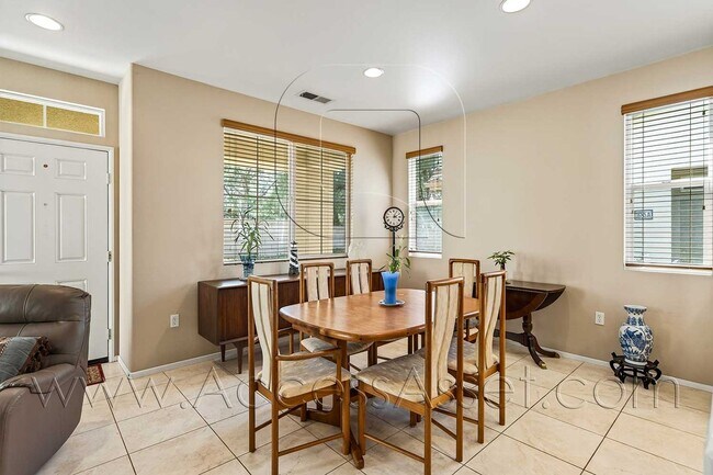 Building Photo - 55+ Age Community – Charming 2 Bed / 2 Bat...