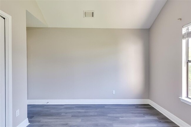 Building Photo - 1143 Orchard Park Cir