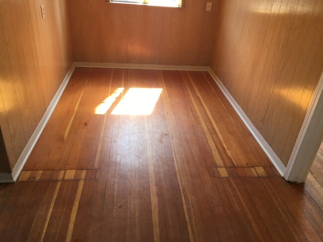 Building Photo - VOGT-120 West Pacheco