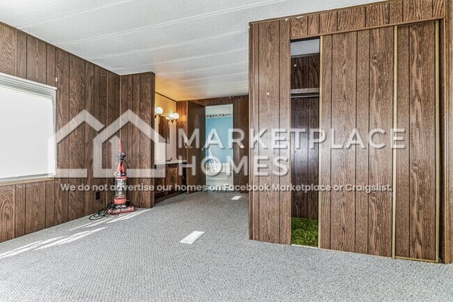 Building Photo - 4750 N County Rd 500 E