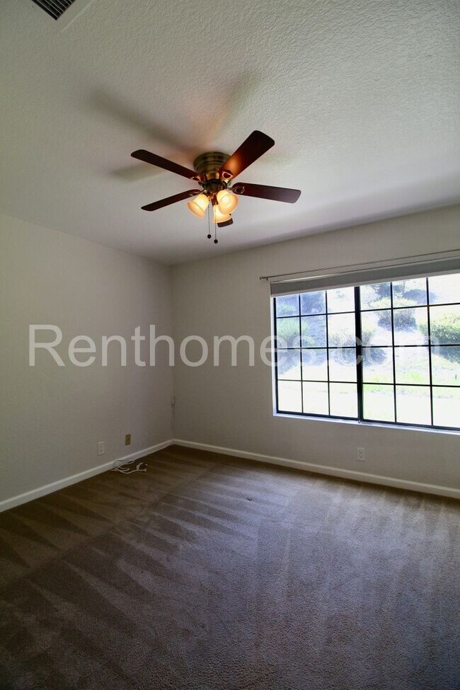 Building Photo - 15730 Via Calanova