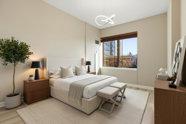 Building Photo - 1322 S Prairie Ave