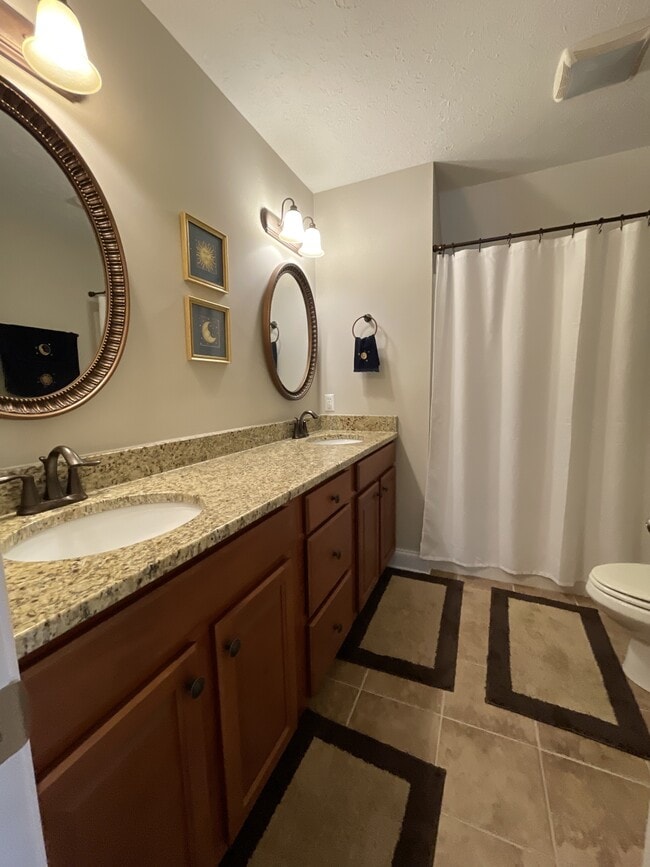 Building Photo - 509 Capstone Dr