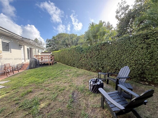 Building Photo - 2728 Kirk St