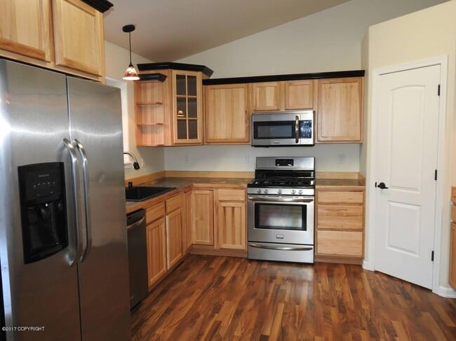 Building Photo - 780 S Pk Pl