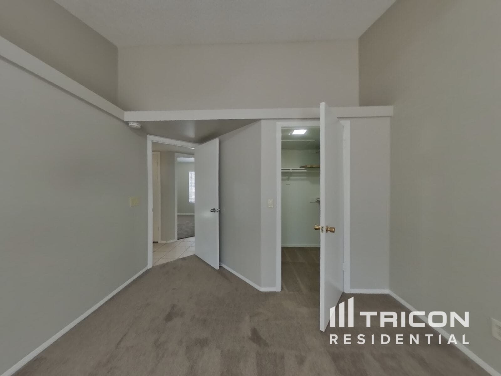 Building Photo - 1417 E Ironwood Dr
