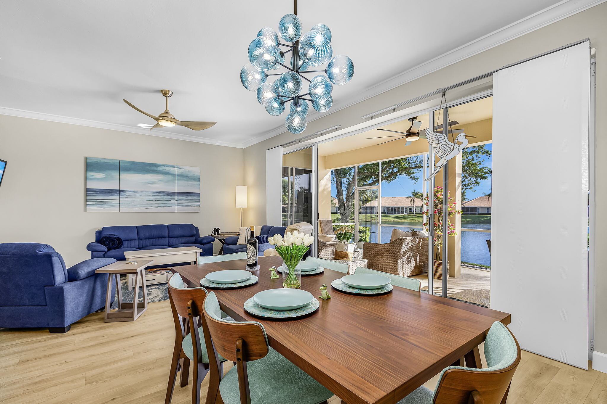 Open concept dining area - 8899 Bristol Bnd