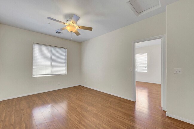 Building Photo - 8904 Nautilus Vista Ct