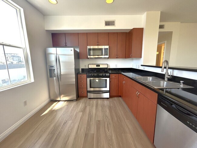 Building Photo - 1801 E Katella Ave