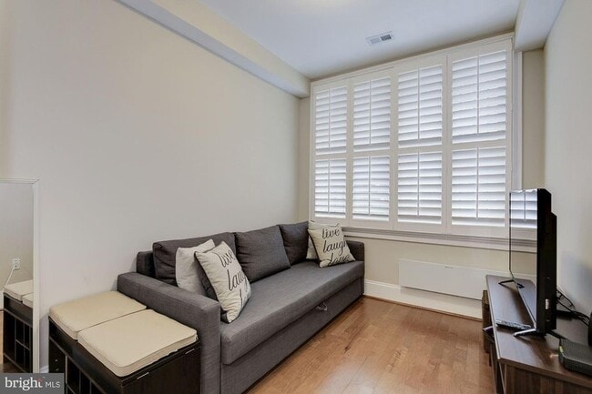 Building Photo - 1448 Harvard St NW