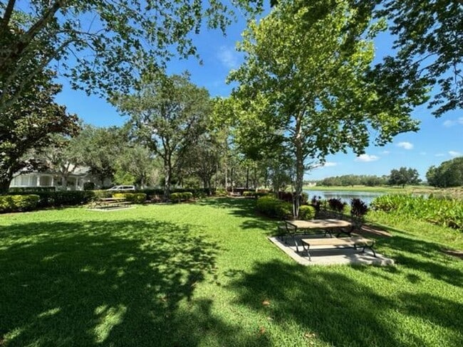 Building Photo - Iconic 2 story corner condo at the Terraces of Celebration. Completely renovated 2 Bedroom, 2 Bat...