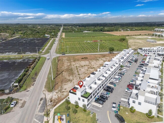 Building Photo - 26144 SW 146th Ct